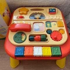 ミッフィー　わくわくテーブル の画像