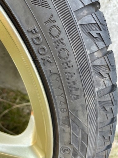 スタッドレスタイヤ(2017年製)215/45R17ホイール付4本　レガシィ、プリウス等に