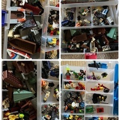 （お渡し予定）レゴブロック　2ケース　＋ミニ電車の画像