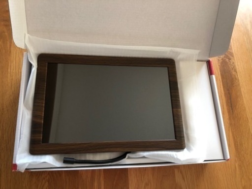 【新品】デジタルフォトフレーム　タッチパネル　木目色　16gbメモリ　Wi-Fi