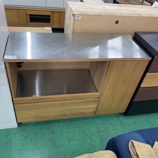 家具ならトレファク吉川店！！ ガルト レンジ台 天板キズ有 ステンレストップ