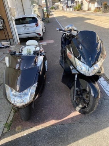 写真右側不動スカイウェイブ