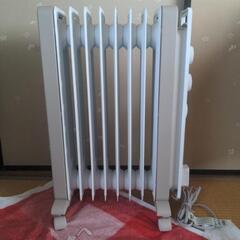 デロンギ　ヴェルティカルド オイルヒーター カモミールホワイト ...