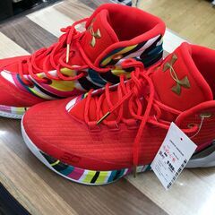 UNDER　ARMOUR/バスケットシューズ