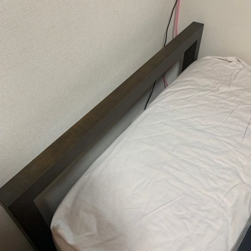 MUJI のシングルベッド