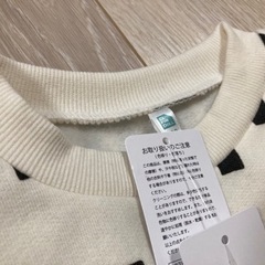 【新品未使用品】2着セット 西松屋 トレーナー130 100の画像