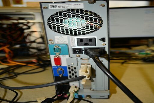 富士通 高速大容量2Tb デスクトップ Win11Pro Xeon3.10Ghz 8Gb 2Tb