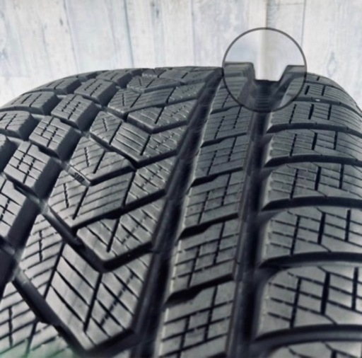 バリ山 ピレリ スタッドレス 295/35R21 2017年製 4本 9分山
