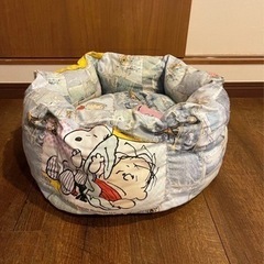 SNOOPYドーナツ型ドッグベッド