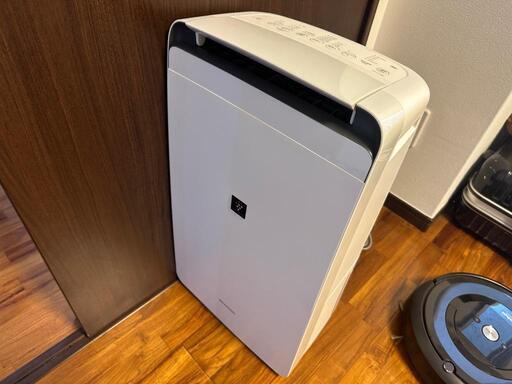 シャープ除湿機、再出品です