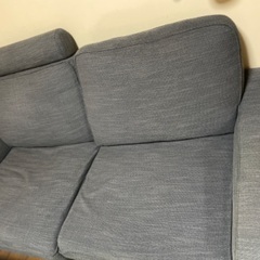IKEAの人気色ダークグレーソファです！自宅まで引き取りに来てく...