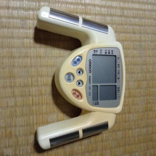 値下げオムロン  体脂肪計HBF-306