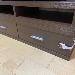 テレビ台の画像
