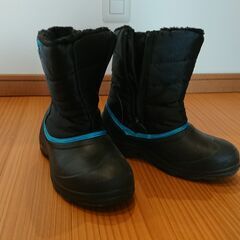 子供用スノーブーツ　23.0cm　IGNIO