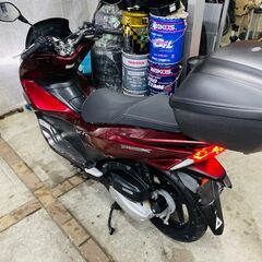 ★新古車！PCX 125 実走行259km ボックス付き！ LEDヘッドライト！ 千葉 木更津から ローンOK！ 配送OK！ 通勤 通学 125cc★の画像