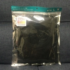【新品未開封】ヒートテック　Tシャツ　黒の画像