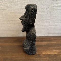 モアイ像　金魚　水槽　アクアリウムの画像