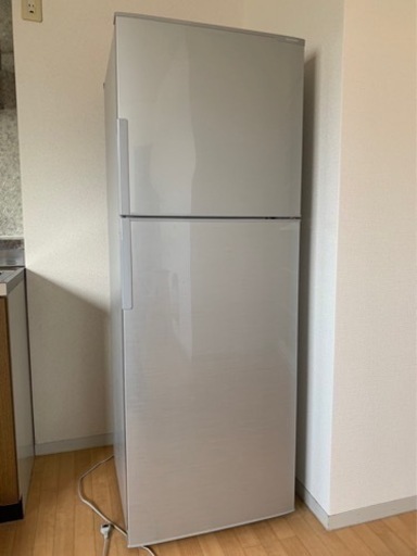 シャープ　冷蔵庫　225ℓ