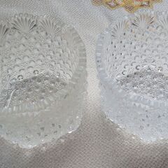 クリスタル小鉢　2つの画像
