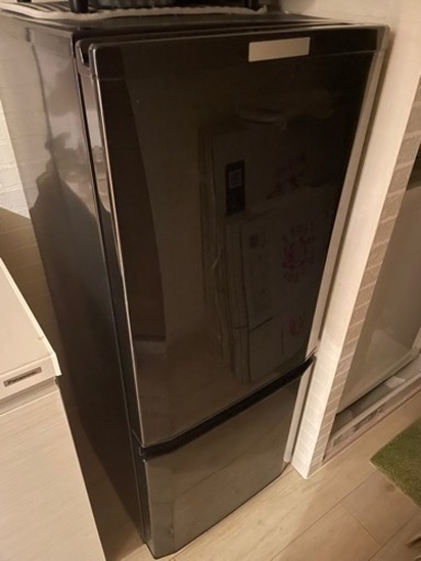 冷蔵庫　三菱　2016年製　146L MR-P15ZB型　黒