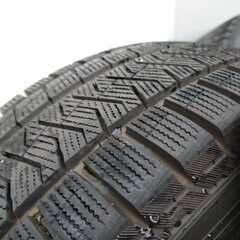 ベンツVクラス　現行型　スタッドレス　225/55R17 ピレリ...
