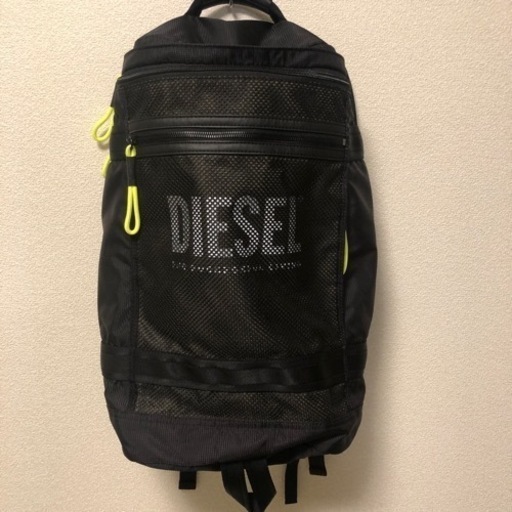 メンズロゴメッシュ ネオンジッパープル バックパック