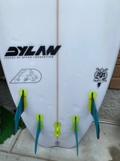 サーフボード　DYLAN