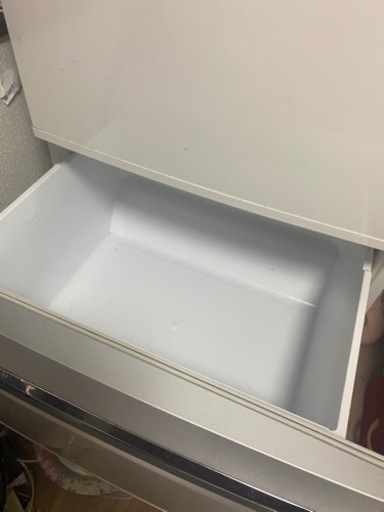 三菱冷蔵庫335L 自動製氷機付き　決まりました