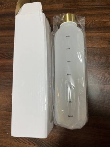 【新品】ウォーターボトル　1ℓ  1000ml タイムマーカー付き