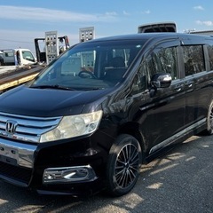 ステップワゴンスパーダ4WD車検満タン自社ローンの画像