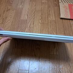 ASUS ノートパソコン　の画像