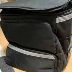 ウーバーイーツバッグ譲ります