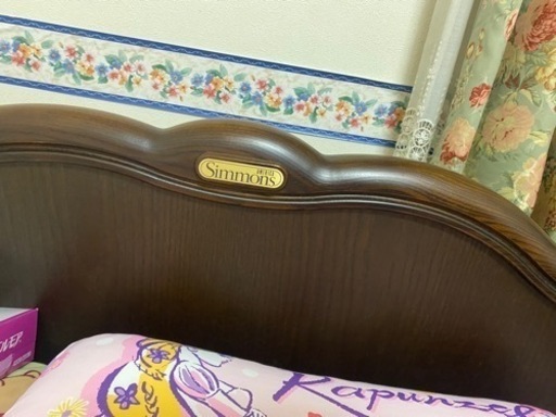 シモンズベッド