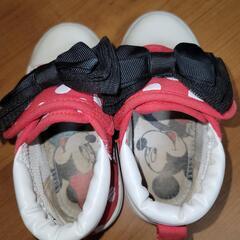 ミニーちゃん　スニーカーの画像