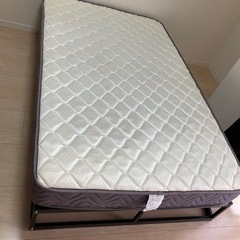 セミダブブルベッド　布団セットの画像