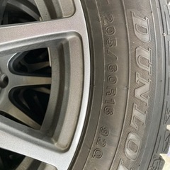スタッドレスタイヤ、ホイールセット４本　205/60/16 pcd100 5穴の画像