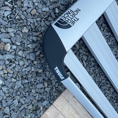 THULE Xpedition th821 ルーフラックの画像