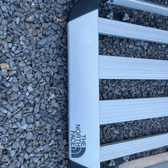 THULE Xpedition th821 ルーフラックの画像