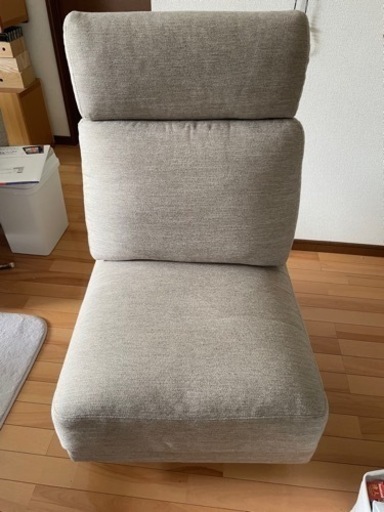ニトリ　一人掛けソファー　ヘッドレスト付き　最終価格