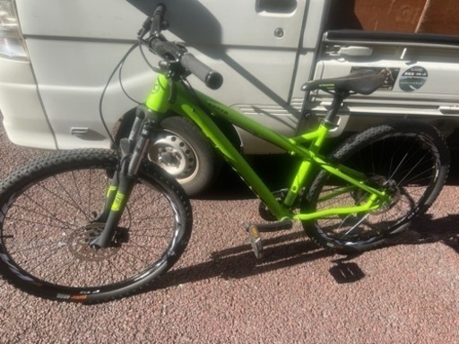 KONA 2018年モデル　SHRED 状態はかなりいいです。