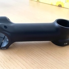 ハンドルステム: Aluminum 31.8 110mm