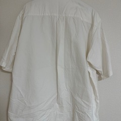 🉐美品✨メンズXLサイズまとめ売り2点👕GU半袖パーカー・ボタン半袖シャツの画像