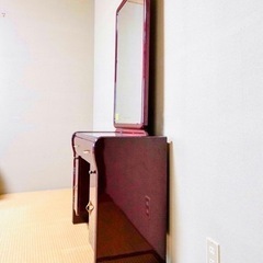 ドレッサー　鏡台　えんじ色の画像