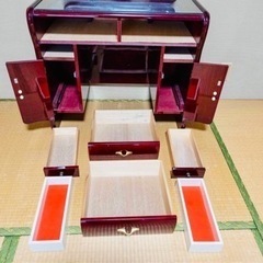 ドレッサー　鏡台　えんじ色の画像