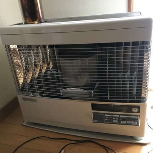 煙突式灯油ストーブ