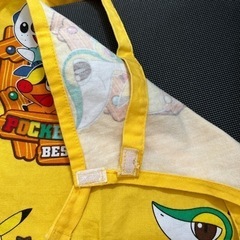 100 ポケモン　子供用エプロン　ピカチュウの画像