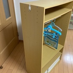 幼稚園　小学校低学年　洋服　子ども　タンス【取引中】の画像