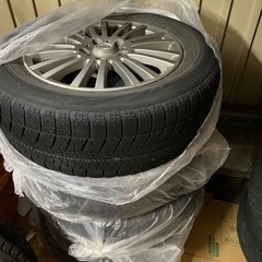 １６インチ　ホイール付きスタッドレス