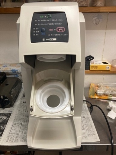 【締切11/30】美品、めいらくソフトクリームマシーン