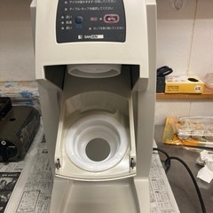 【締切11/30】美品、めいらくソフトクリームマシーン
